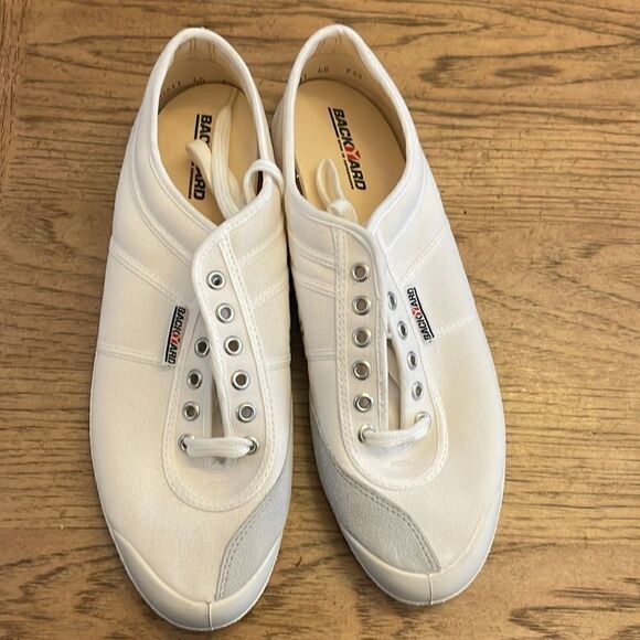 BACKYARD FOOTWEAR SNEAKERS.  NEW IN BOX.   SIZE IS 46 or 12.5 US - Picture 1 of 8